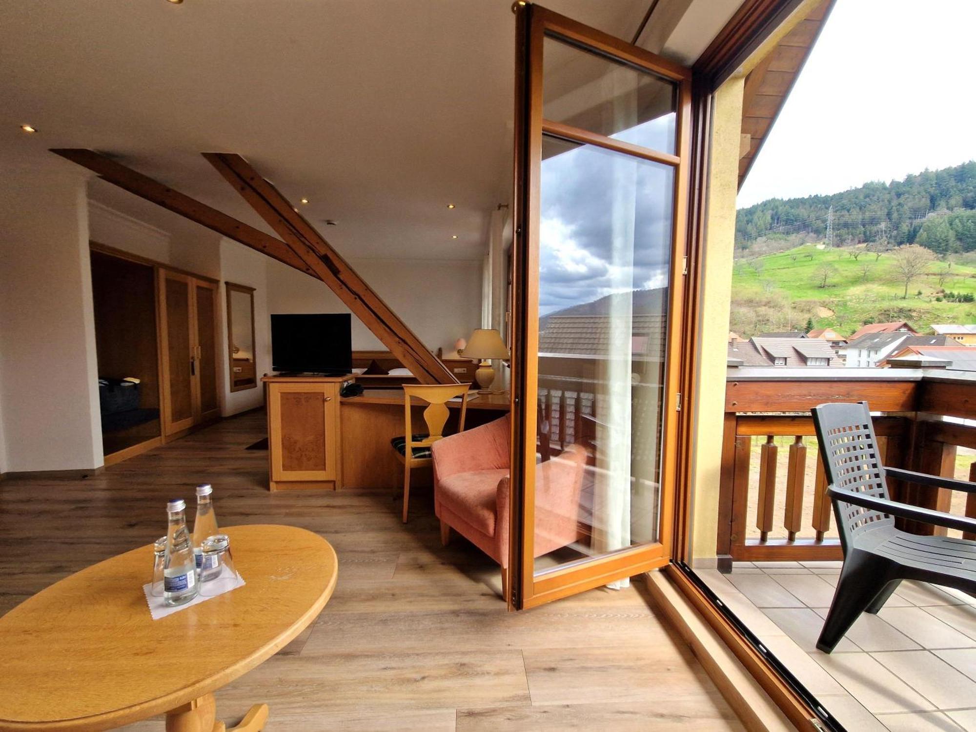 Mosers Blume Relax & Genuss Hotel Haslach im Kinzigtal Luaran gambar
