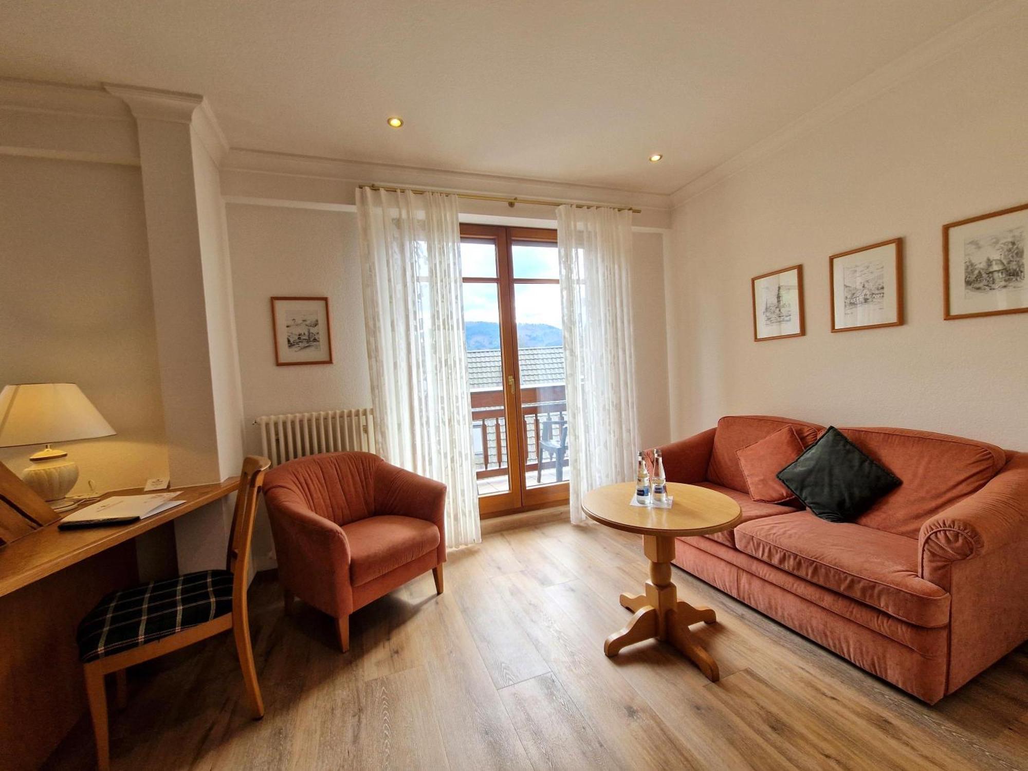 Mosers Blume Relax & Genuss Hotel Haslach im Kinzigtal Luaran gambar